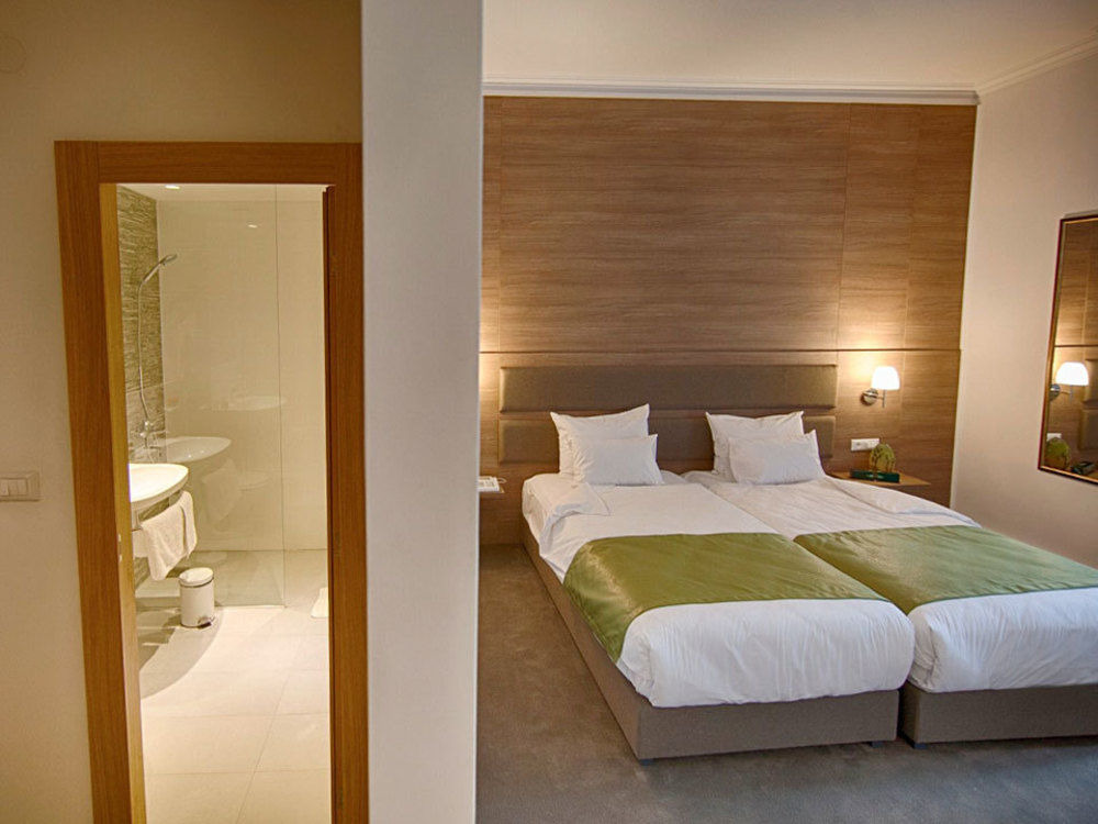 Hotel Opera Garni بلغراد المظهر الخارجي الصورة