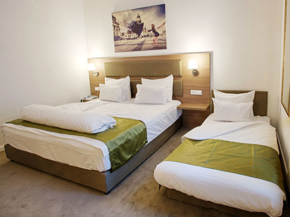 Hotel Opera Garni بلغراد المظهر الخارجي الصورة